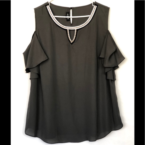 A. Buyer Charcoal Studded Cold Shoulder Blouse 2X - Picture 9 of 11
